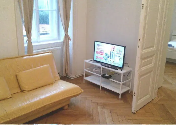 Nove Boutique *